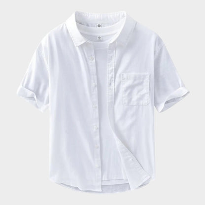 Lightweight short sleeve button front shirt with chest pocket for men | Brisa
