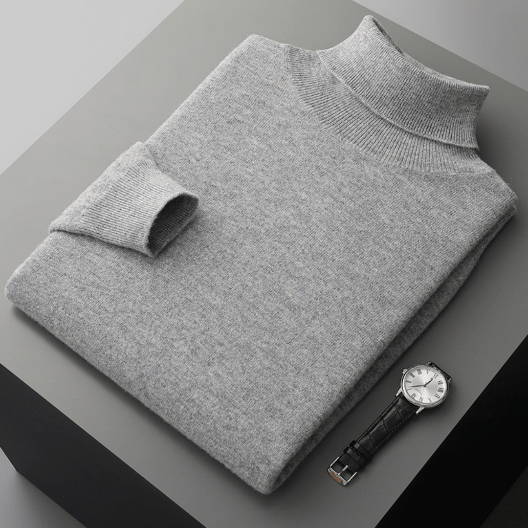Lightweight refined knit turtleneck sweater with tailored fit for men | Sorren