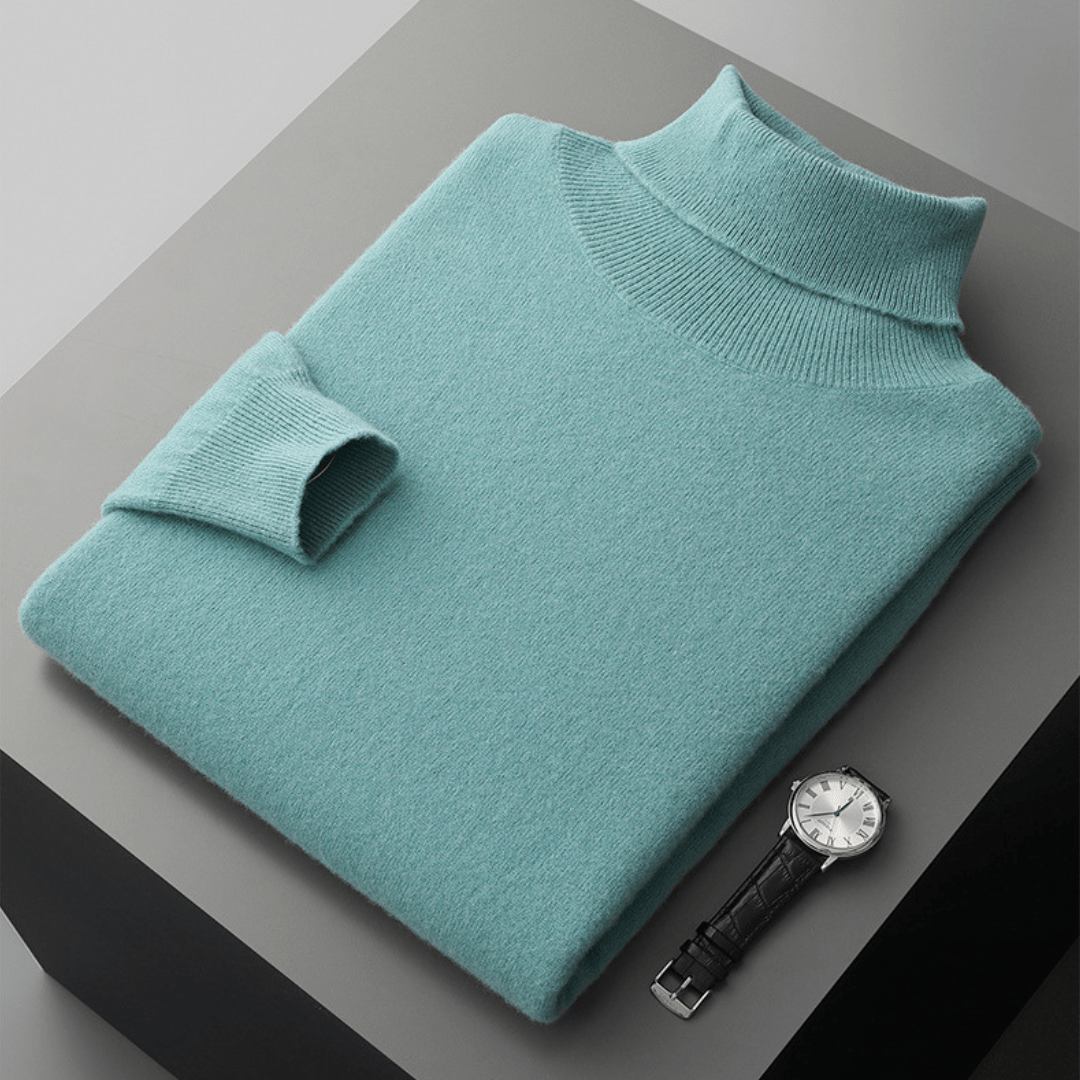 Lightweight refined knit turtleneck sweater with tailored fit for men | Sorren