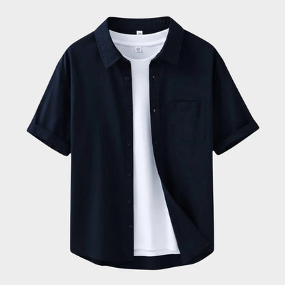 Lightweight short sleeve button front shirt with chest pocket for men | Brisa