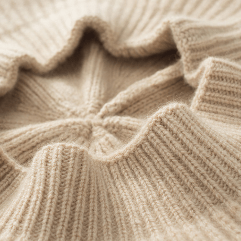 Classic ribbed knit beret with lightweight warmth for women | Elowen