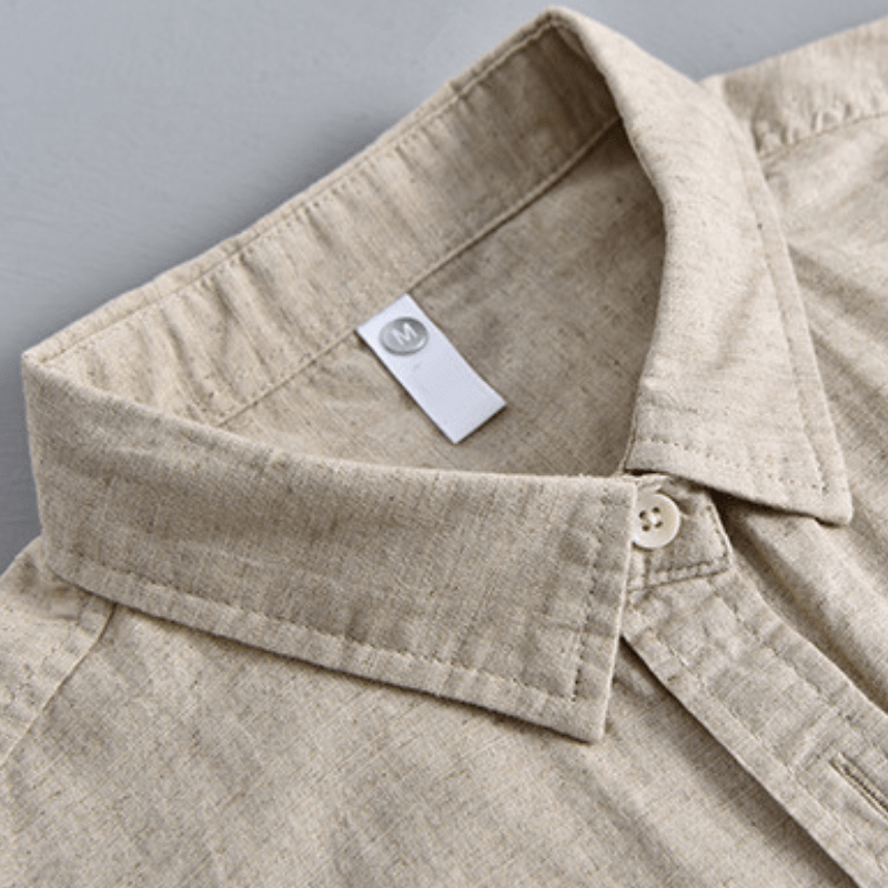 Lightweight short sleeve button front shirt with chest pocket for men | Brisa