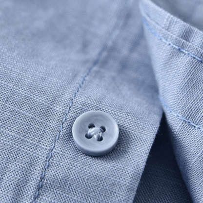 Lightweight short sleeve button front shirt with chest pocket for men | Brisa
