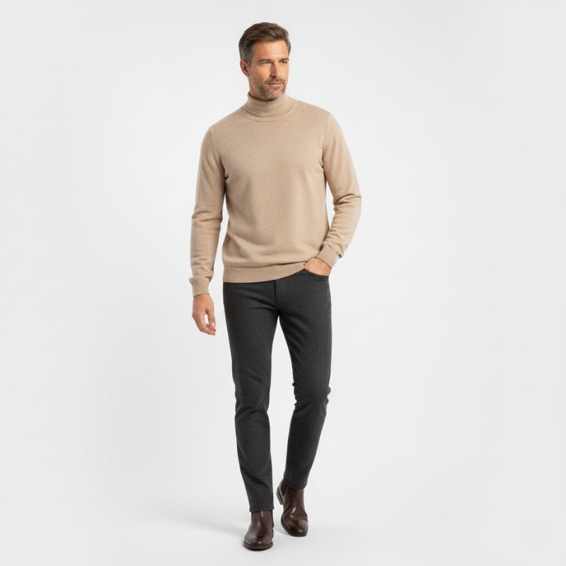 Lightweight refined knit turtleneck sweater with tailored fit for men | Sorren