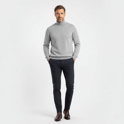 Lightweight refined knit turtleneck sweater with tailored fit for men | Sorren