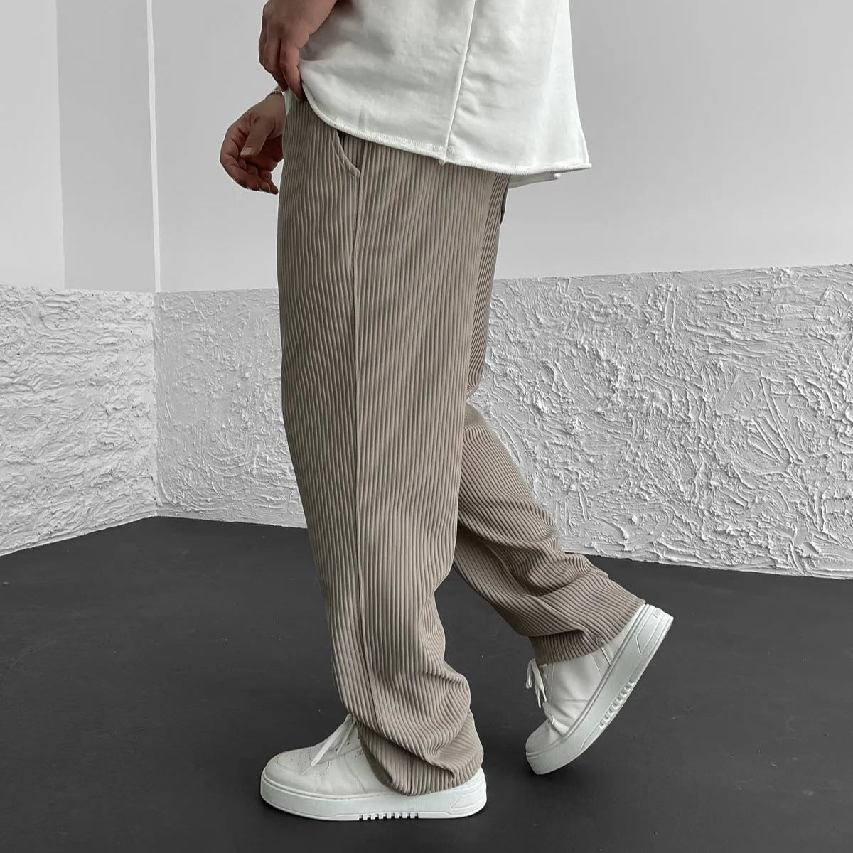 Relaxed straight leg ribbed knit pants with drawstring for men | Virel