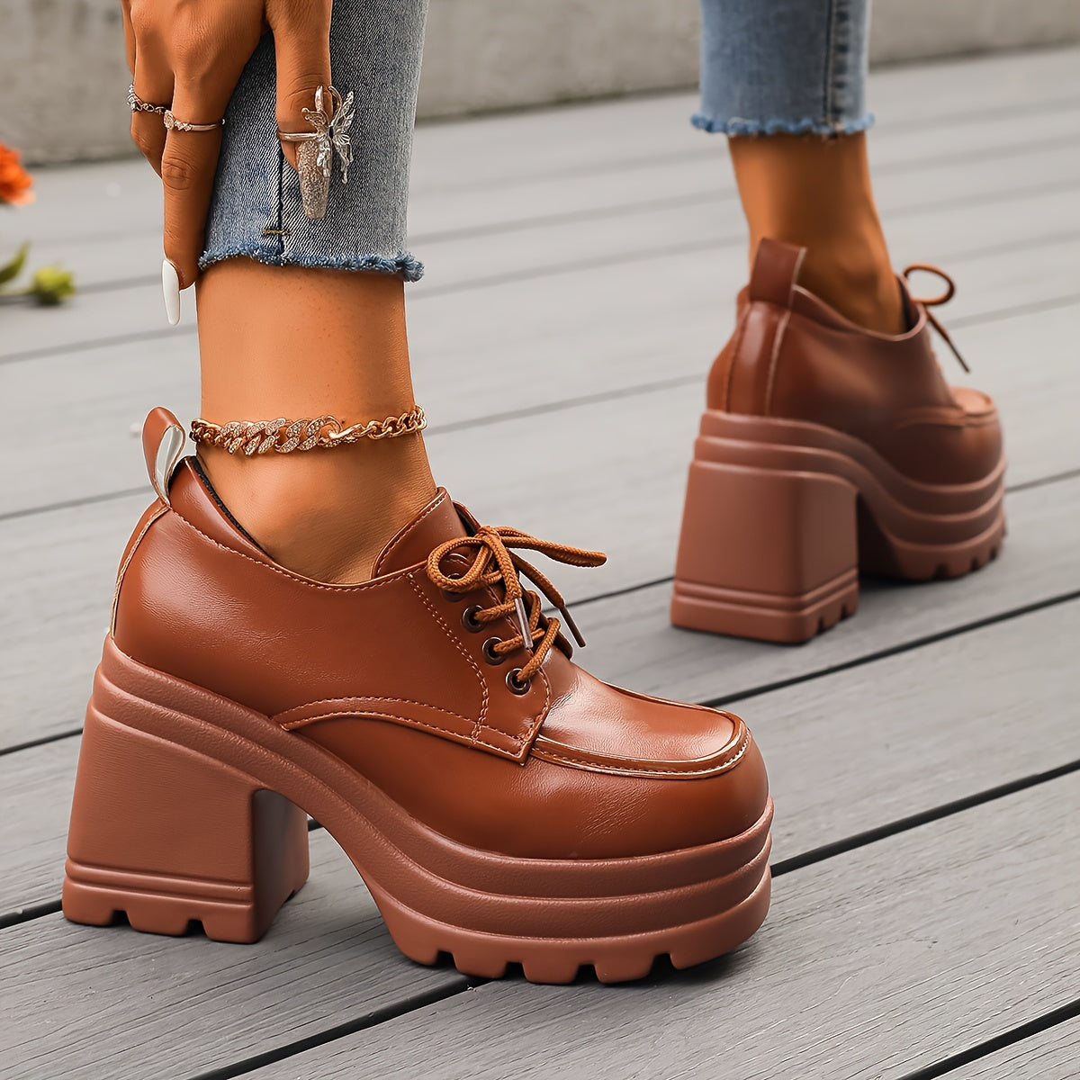 Platform lace up oxford shoes with chunky block heel for women | Vivienne