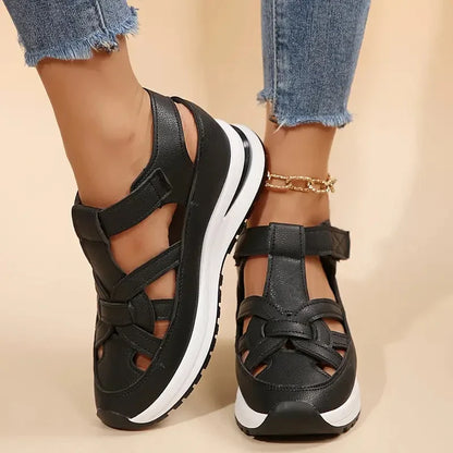 Supportive adjustable sandals with contoured footbed for women | Northend