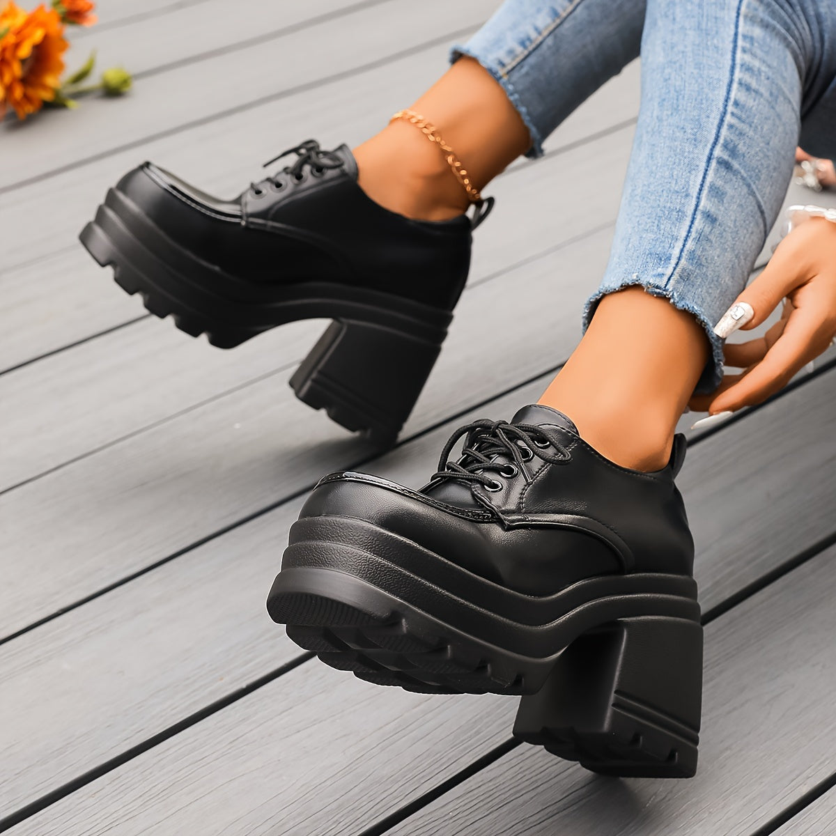 Platform lace up oxford shoes with chunky block heel for women | Vivienne