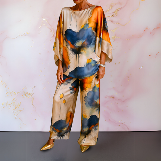 Elegant satin two piece set with refined silhouette for women | Moniek