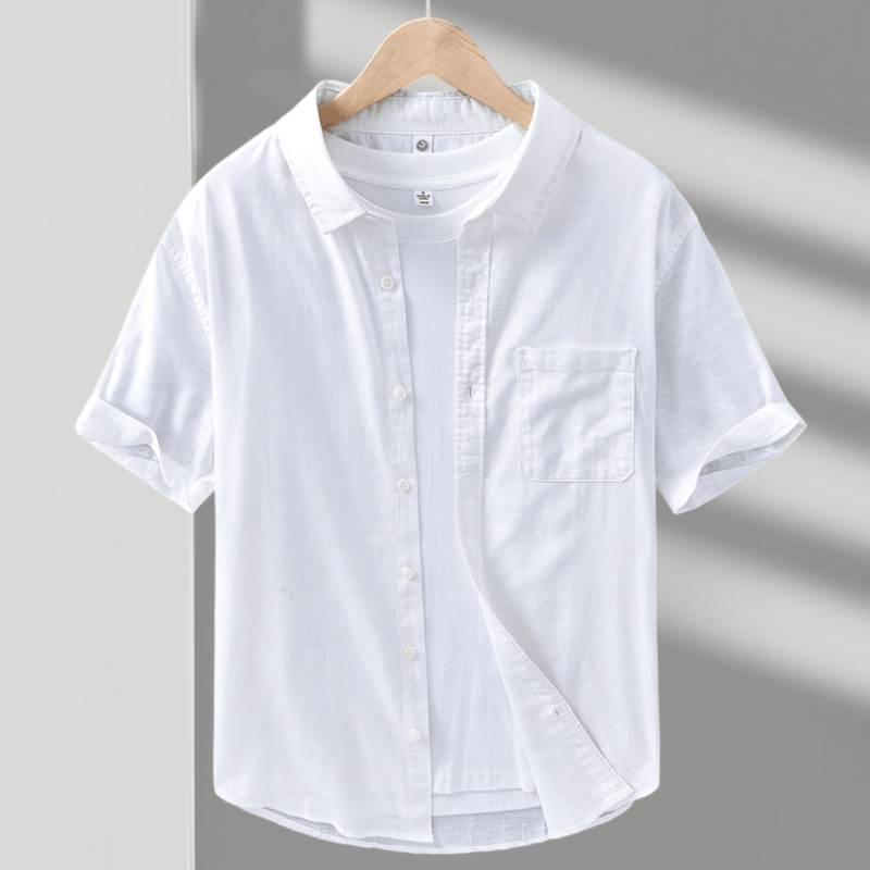 Lightweight short sleeve button front shirt with chest pocket for men | Brisa
