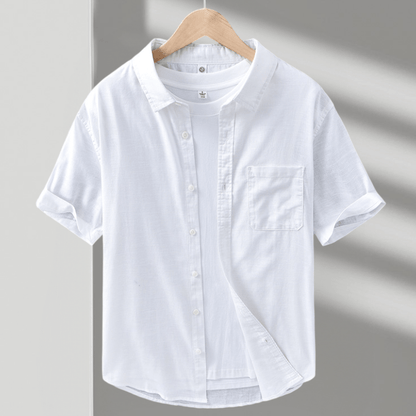 Lightweight short sleeve button front shirt with chest pocket for men | Brisa