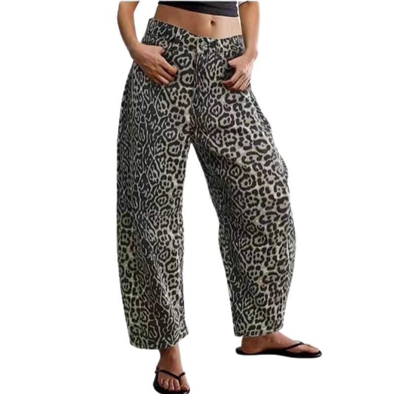 Mid rise barrel leg jeans with sculpted knee darts for women | Elira