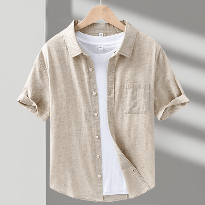 Lightweight short sleeve button front shirt with chest pocket for men | Brisa