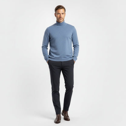 Lightweight refined knit turtleneck sweater with tailored fit for men | Sorren