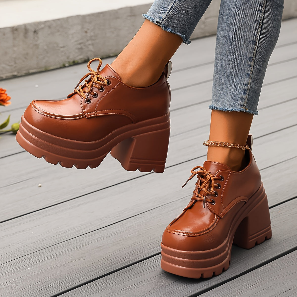 Platform lace up oxford shoes with chunky block heel for women | Vivienne