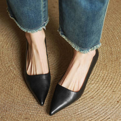 Pointed Toe Kitten Heel Pumps for women | Vivienne