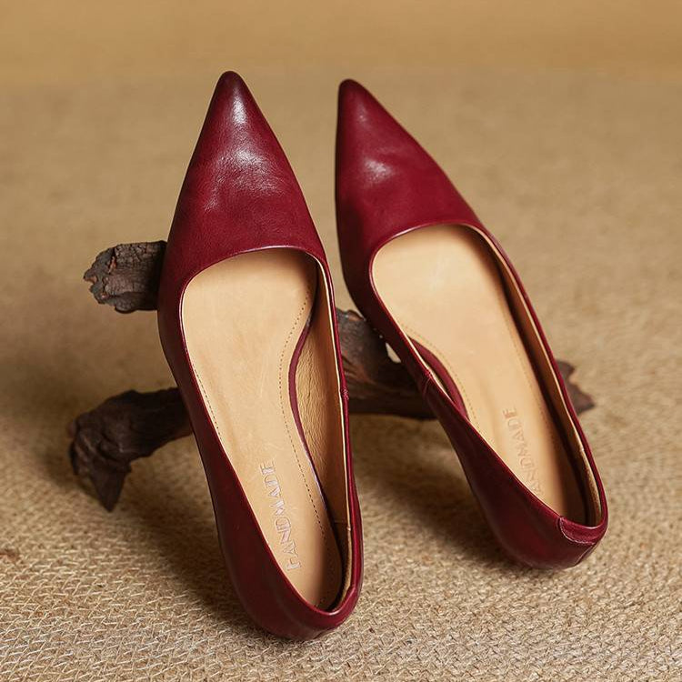 Pointed Toe Kitten Heel Pumps for women | Vivienne