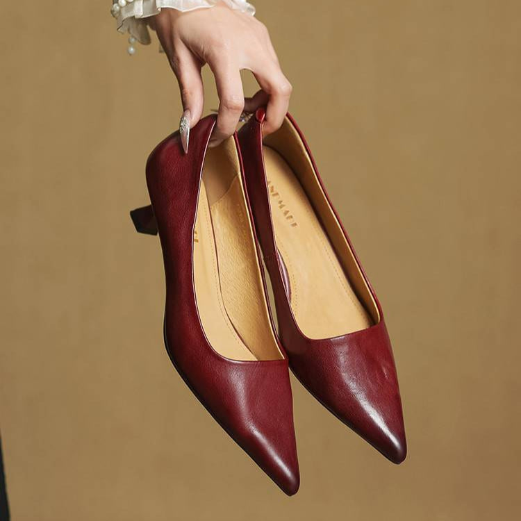 Pointed Toe Kitten Heel Pumps for women | Vivienne