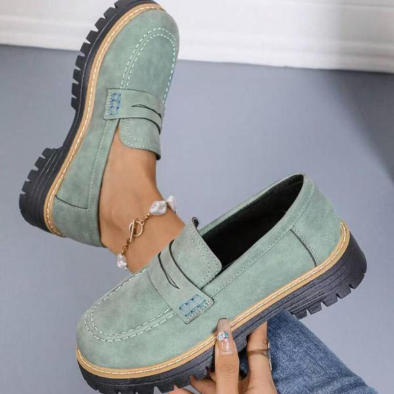 Elegant warm winter sneakers with slip resistant sole for women | Elvara