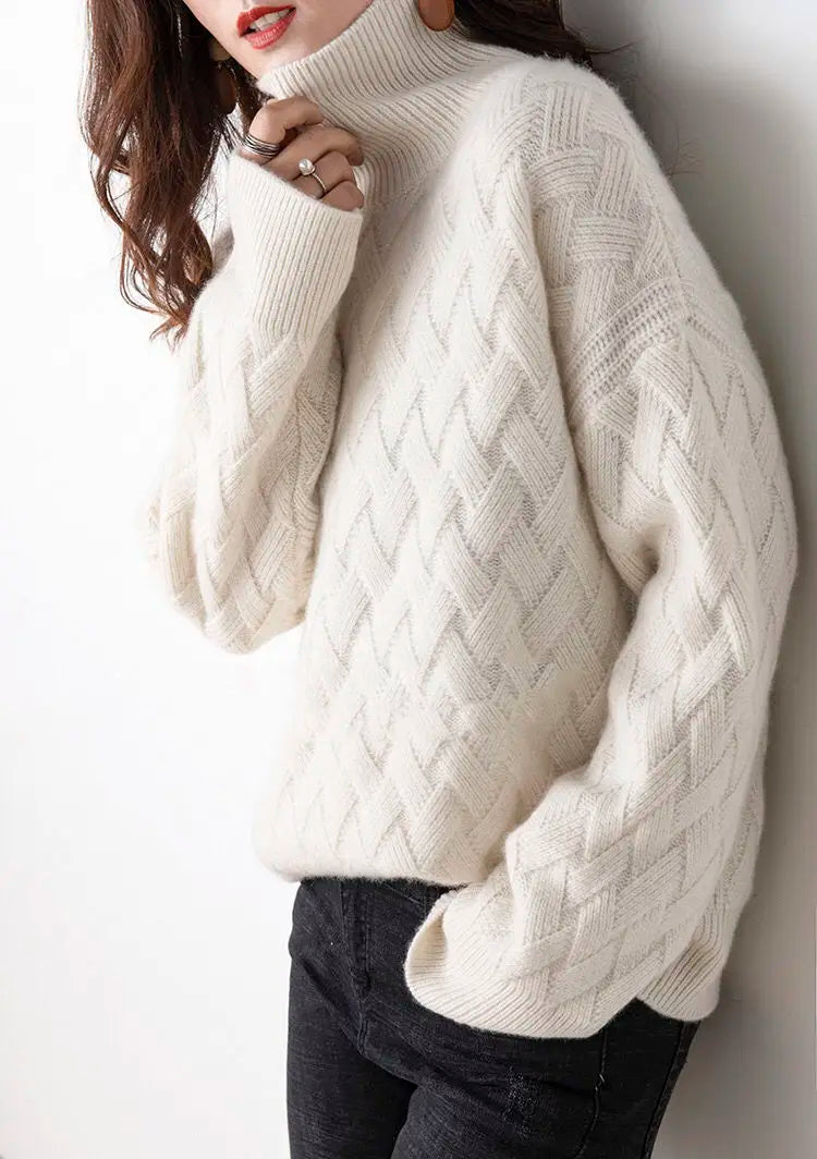 Diamond knit round neck sweater for women | Daria Solenne