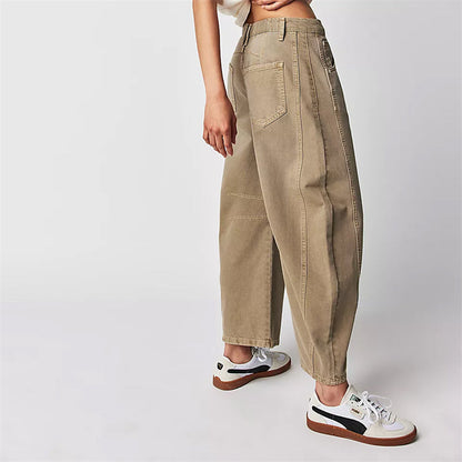 Mid rise barrel leg jeans with sculpted knee darts for women | Elira
