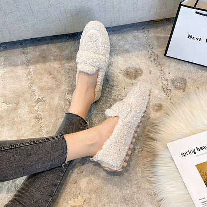 Warm slip on loafers with non slip sole for women | Mirella