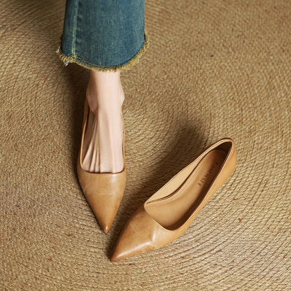Pointed Toe Kitten Heel Pumps for women | Vivienne