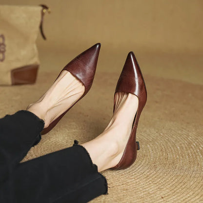 Pointed Toe Kitten Heel Pumps for women | Vivienne