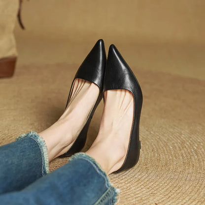 Pointed Toe Kitten Heel Pumps for women | Vivienne