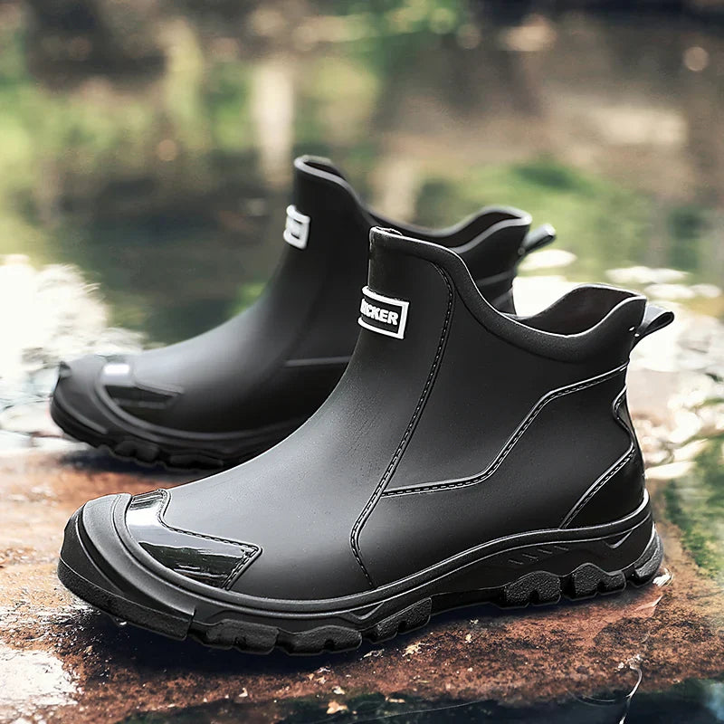 Waterproof insulated slip-on terrain boots for men | Pinegrove Trek