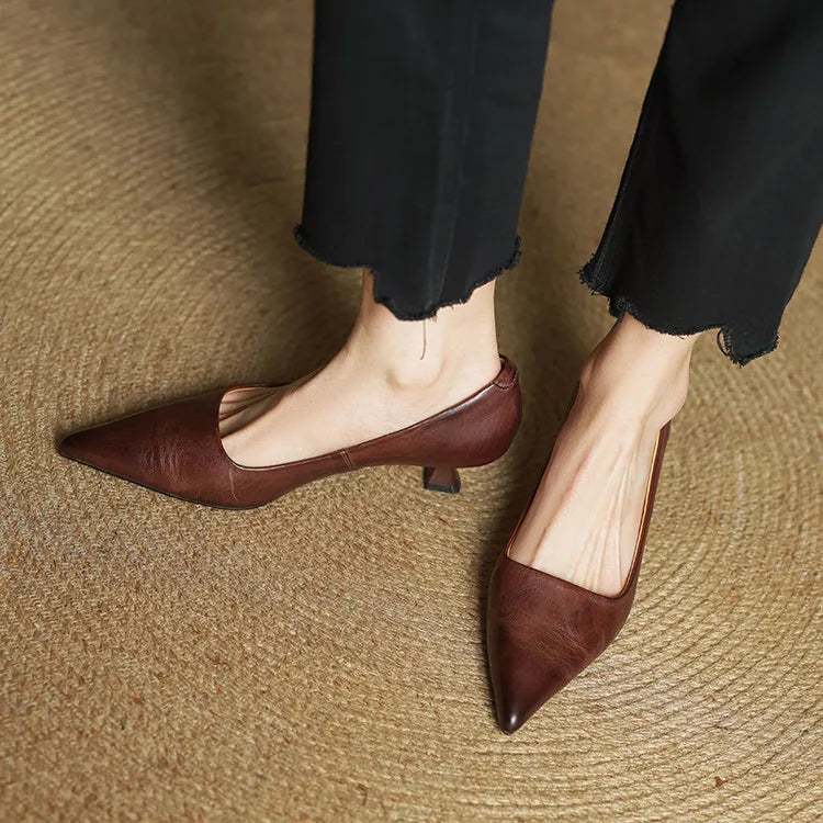 Pointed Toe Kitten Heel Pumps for women | Vivienne