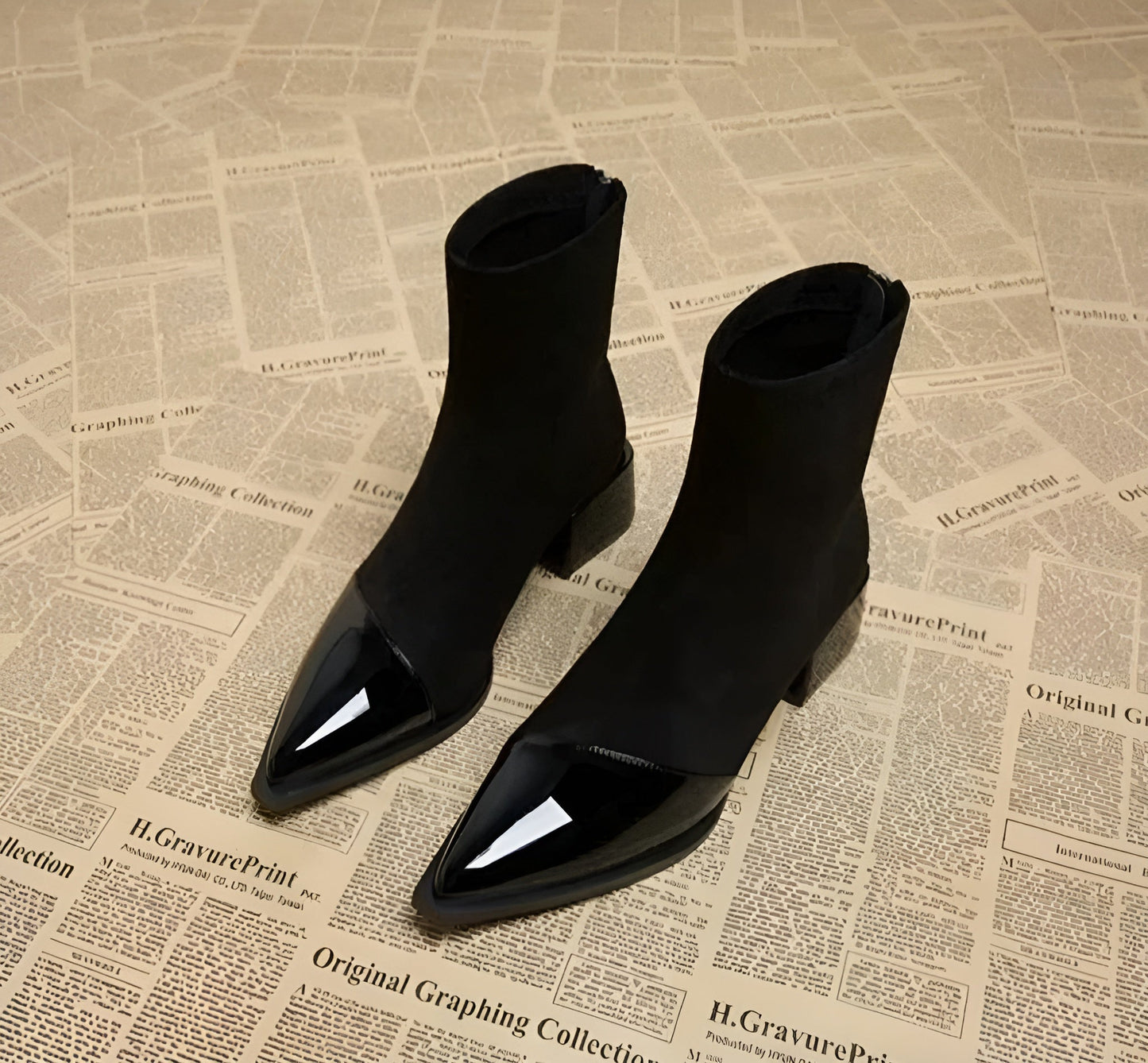 Elegant block-heel suede ankle boots for women | Gracia -2