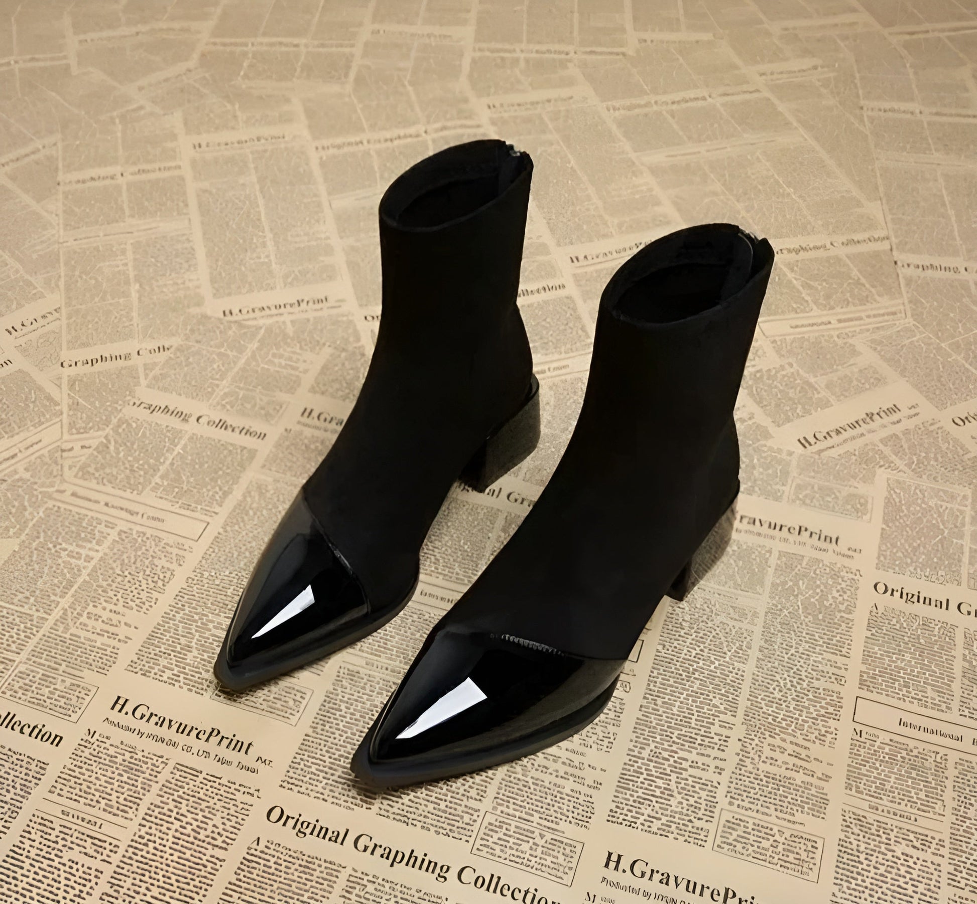 Elegant block-heel suede ankle boots for women | Gracia -2