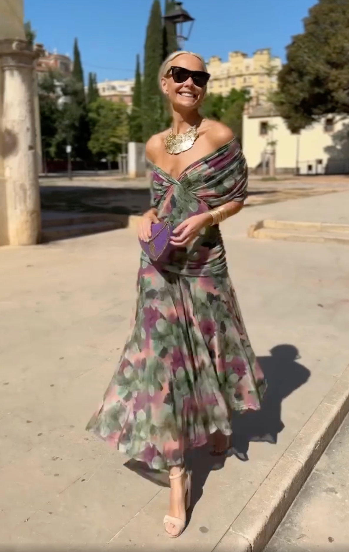 Romantic long floral pleated dress with flowing silhouette for women | Eloria