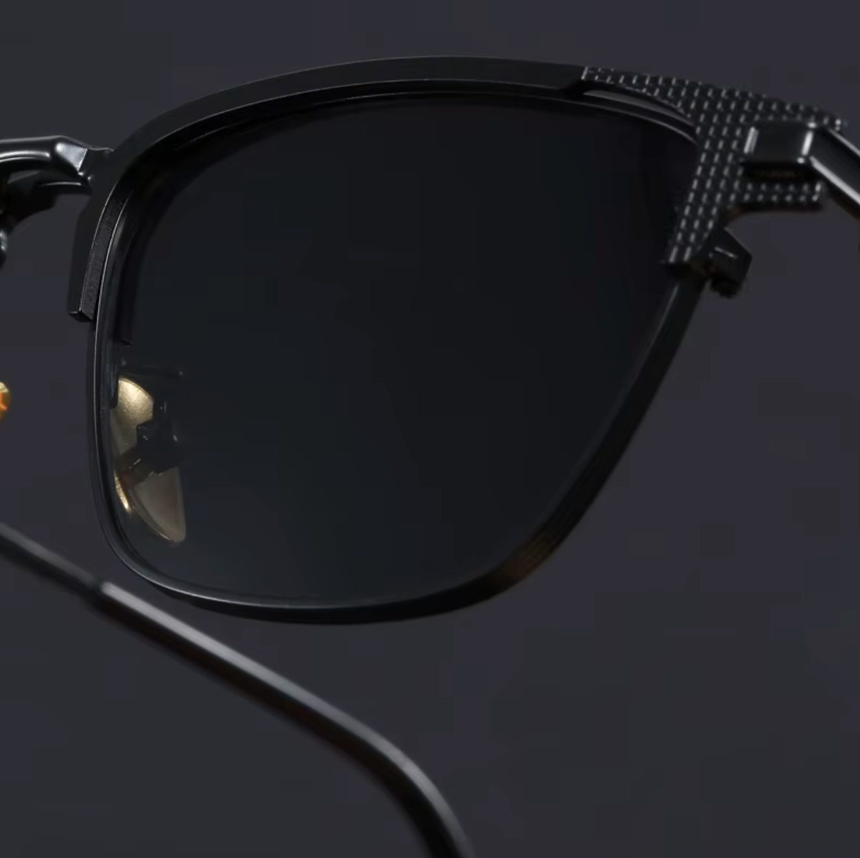 Polarized half-frame sunglasses with ergonomic fit for men | Voltage Retros