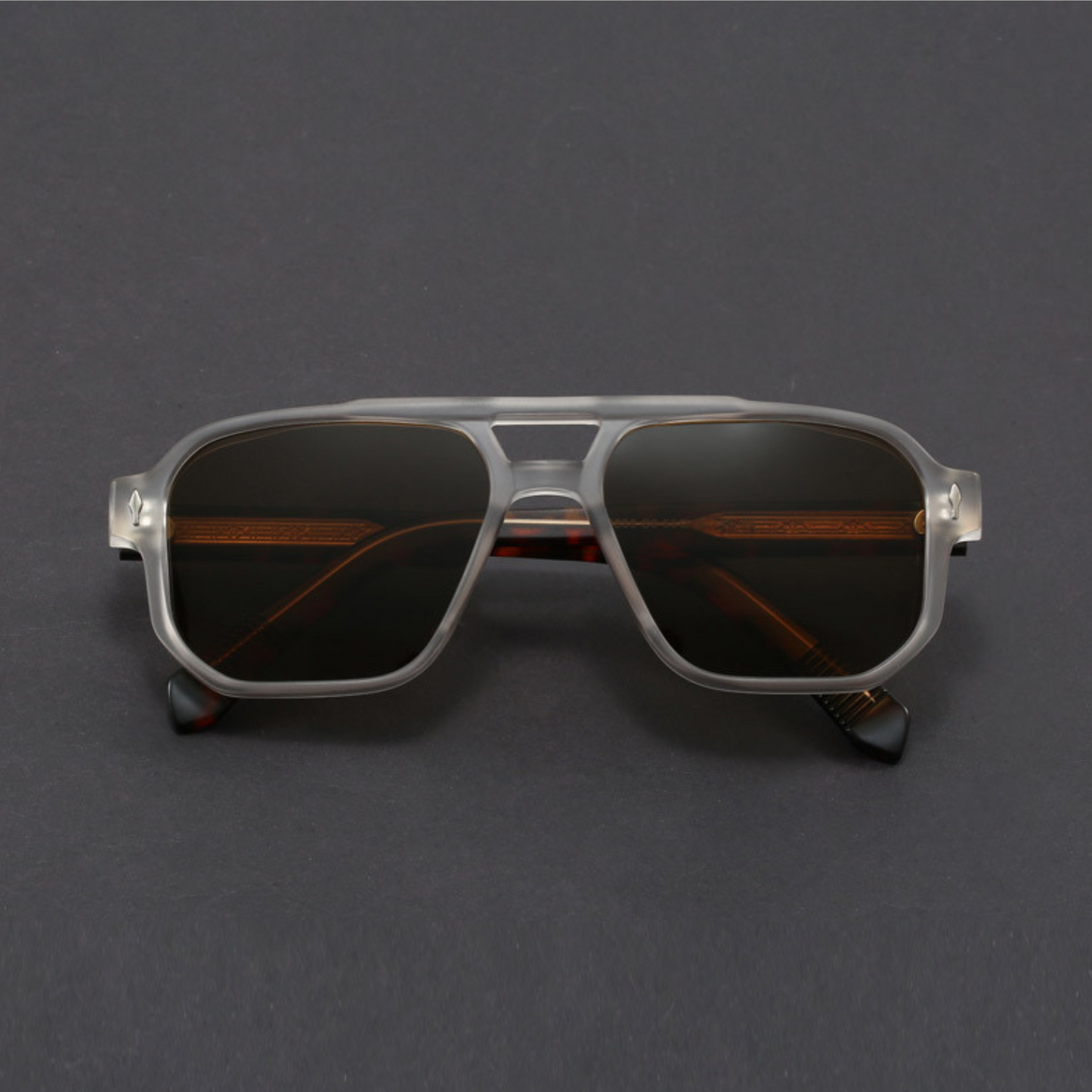 Bold aviator sunglasses with blackout UV protection lenses for men | Kairo