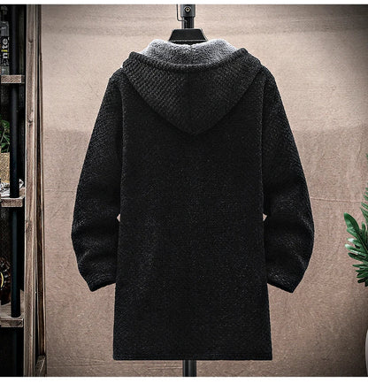 Tailored hooded jacket with fleece lining and zip closure for men | Valmont