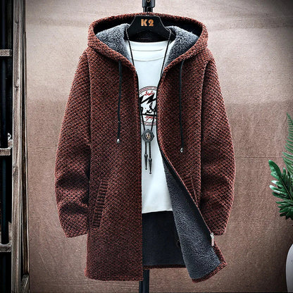Tailored hooded jacket with fleece lining and zip closure for men | Valmont