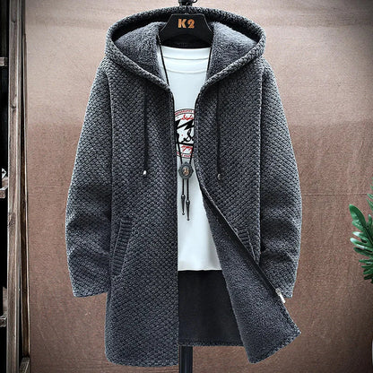 Tailored hooded jacket with fleece lining and zip closure for men | Valmont