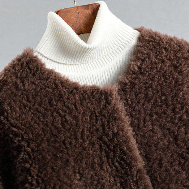 Luxurious fluffy shearling fur coat for women | Olivia -7