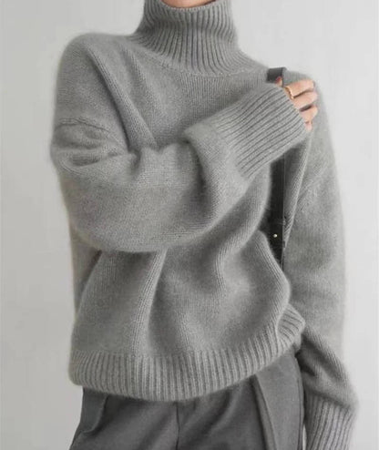 Classic turtleneck sweater with relaxed fit for women | Celina