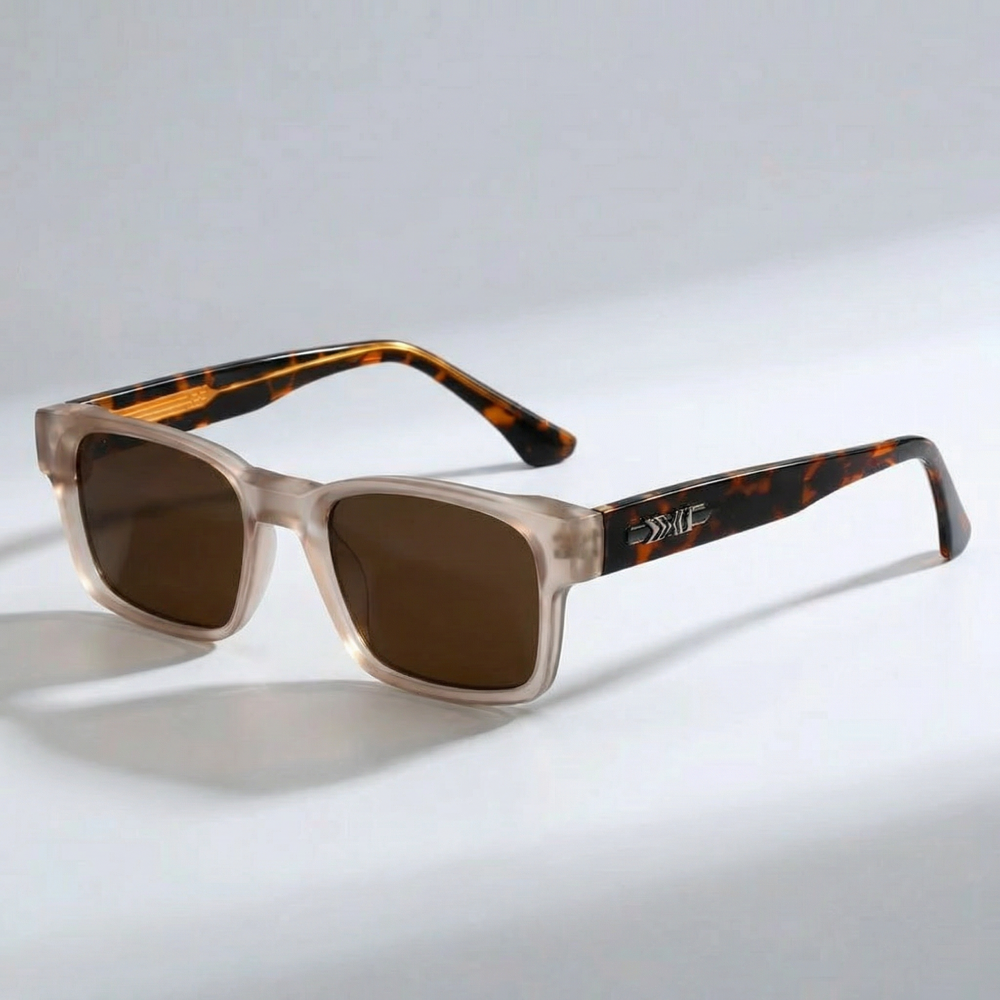 Lightweight polarised everyday sunglasses for men | Emerson Sol -5