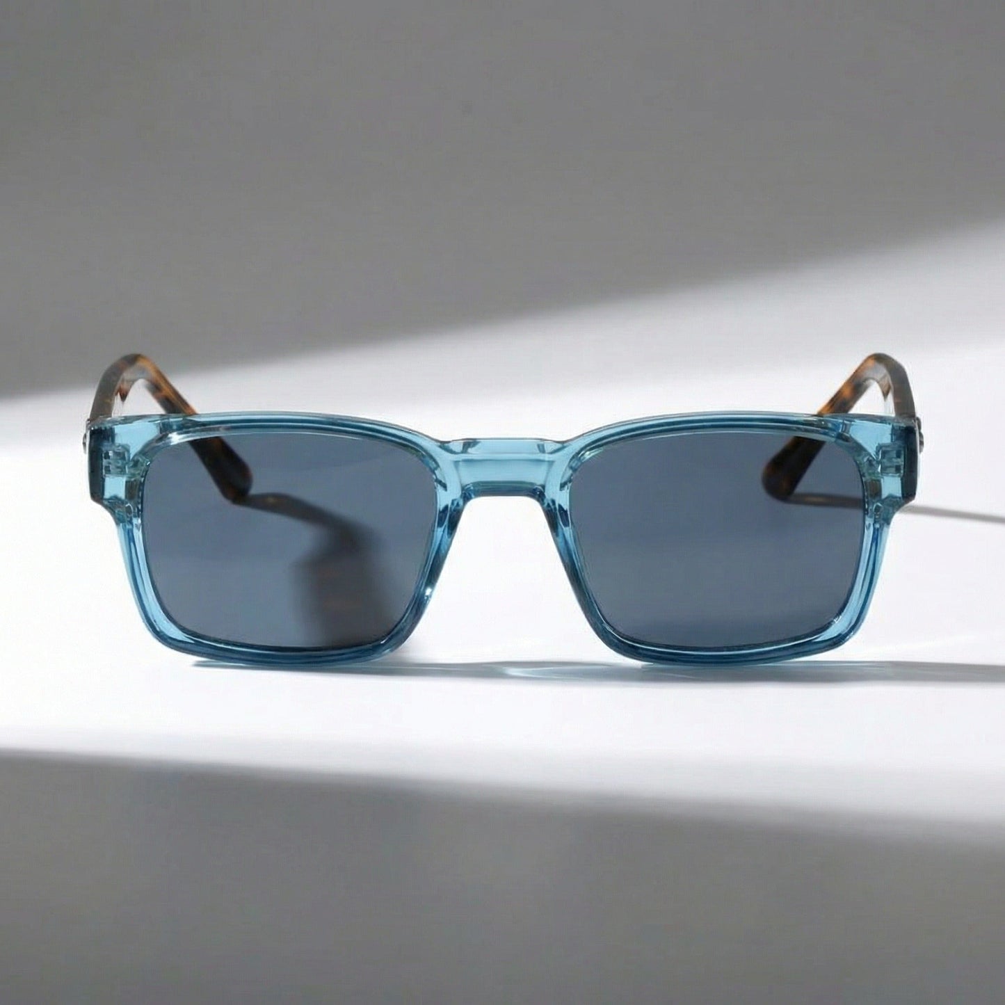 Lightweight polarised everyday sunglasses for men | Emerson Sol -9