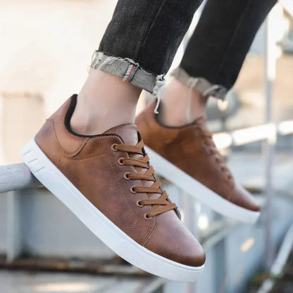 Comfort walking shoes with cushioned insole and grip outsole for men | Prestige