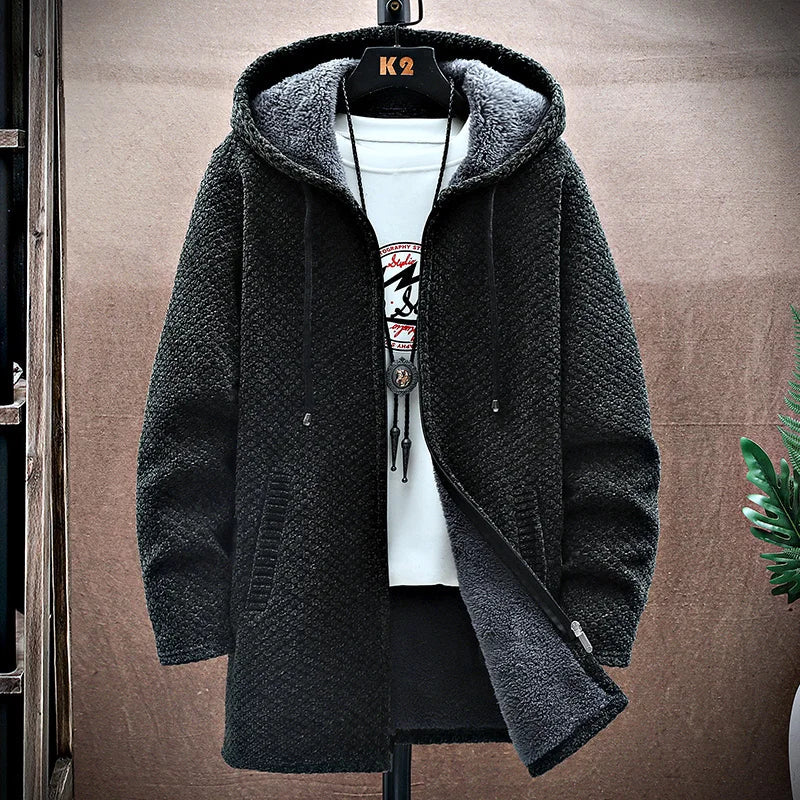 Tailored hooded jacket with fleece lining and zip closure for men | Valmont