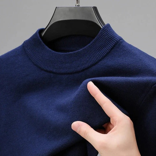 Classic pullover sweater with straight hem for men | Laurent