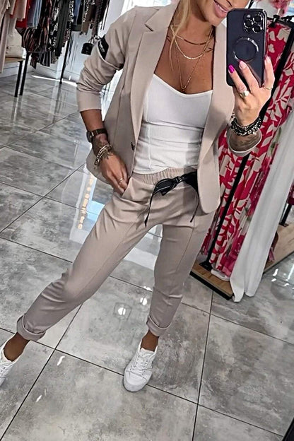 Relaxed solid color two piece dress with matching jacket for women | Fenna