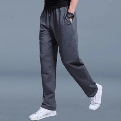 Relaxed fit sweatpants with adjustable drawstring for men | Rowan