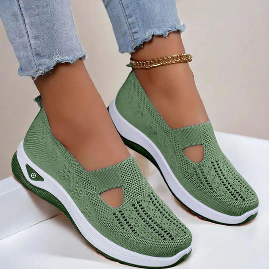 Breathable orthopedic slip-on shoes with arch support for women | Eliana